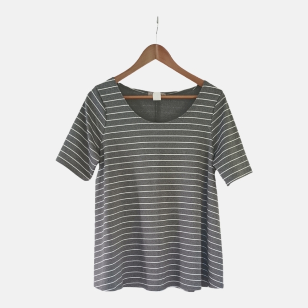 Cute Ultra Teeze Maternity Top